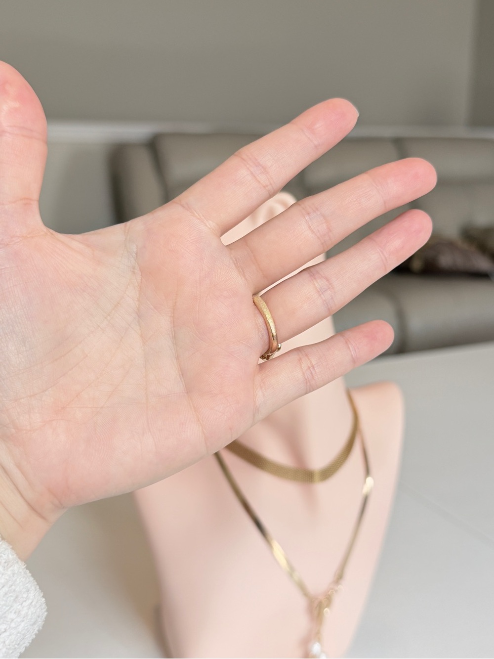 Gold Pearl Sculptural Ring - Picture 5 of 8
